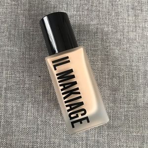 Il Makiage Woke Up Like This Flawless Base Foundation in shade 35